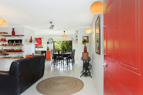 Red Door - Kempsey Accommodation 0