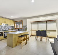 City Four Apartment - Kempsey Accommodation
