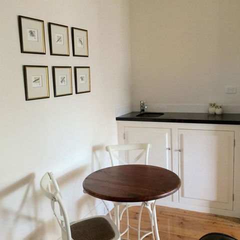 Railway Cottage In Beachport - Kempsey Accommodation 20