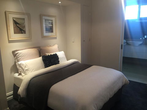 Railway Cottage In Beachport - Kempsey Accommodation 14