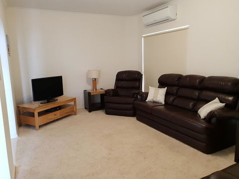 South Shores - Kempsey Accommodation 9