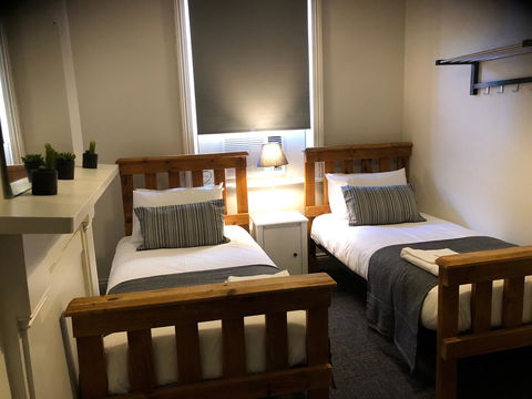 Cornwall Hotel - Kempsey Accommodation 14