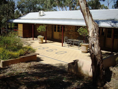 1860 Wine Country Cottages - Kempsey Accommodation 5