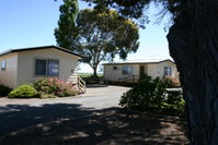 Book Millicent Accommodation Vacations Kempsey Accommodation Kempsey Accommodation