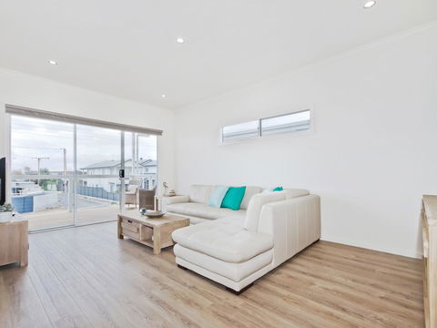 Seas The Day - Kempsey Accommodation 3