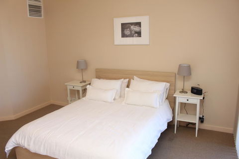The Lighthouse - Beachfront Accommodation - Kempsey Accommodation 6