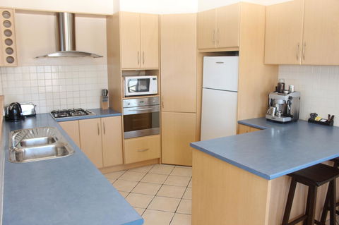 The Lighthouse - Beachfront Accommodation - Kempsey Accommodation 7