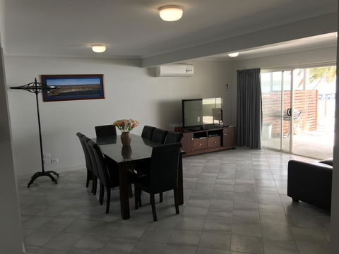 Beachside & Jetty View Apartment 6 - Captain\'s Apt - Kempsey Accommodation 27