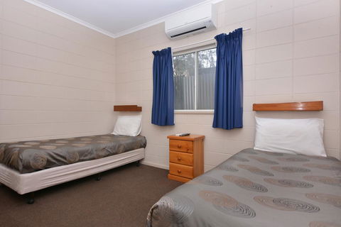 Motel Poinsettia - Kempsey Accommodation 16