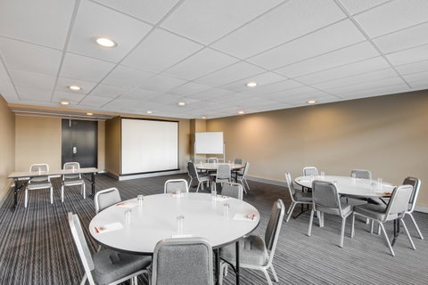 Adina Apartment Hotel Wollongong - Kempsey Accommodation 38