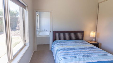 Golfers Paradise (18th Tee) - 52 Huntingdale Drive - Kempsey Accommodation 14