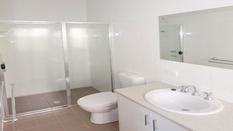 Golfers Paradise (18th Tee) - 52 Huntingdale Drive - Kempsey Accommodation 2
