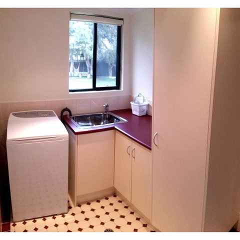 Addies Place Goolwa - Kempsey Accommodation 8