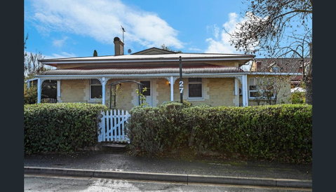 Treasured Memories Cottage - Kempsey Accommodation 0