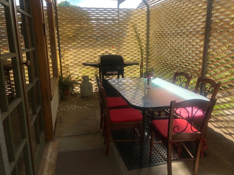 Treasured Memories Cottage - Kempsey Accommodation 24