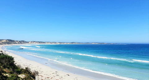 Rocks Retreat House With Sea Views - Kempsey Accommodation 7