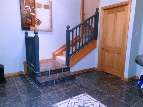 Rocks Retreat House With Sea Views - Kempsey Accommodation 11