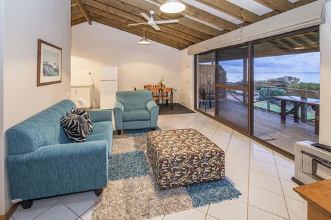 Chandlers Smiths Beach Villas - Kempsey Accommodation 3