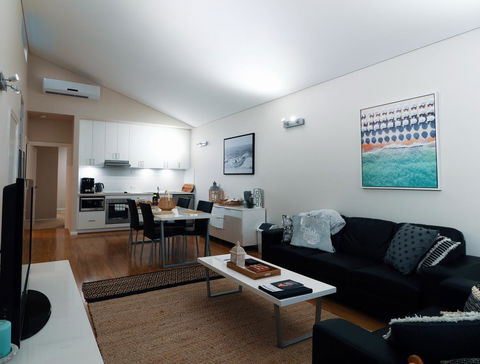 Villa Sedici @ Cape Villas Dunsborough - Kempsey Accommodation 0