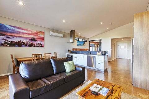 Eight Willows Retreat - Kempsey Accommodation 34