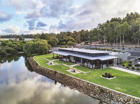 Eight Willows Retreat - Kempsey Accommodation 28