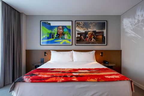 The Adnate Perth - Art Series - Kempsey Accommodation 16