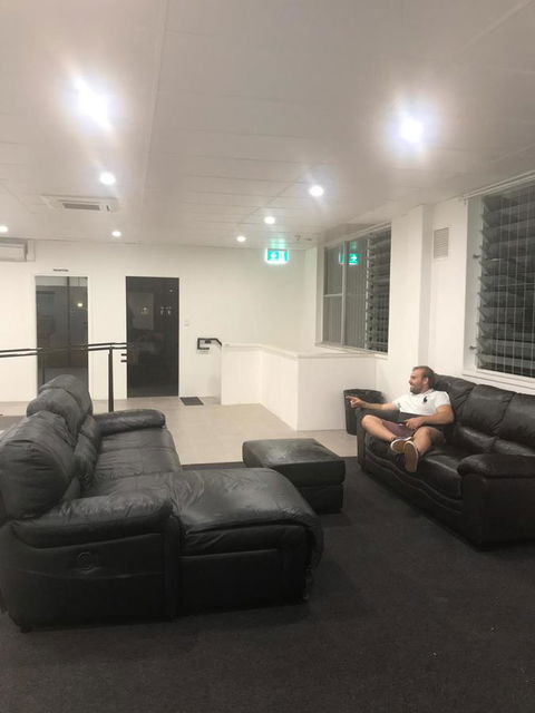 Perth City Backpackers Hostel - Note - Valid Passport Required To Check In - Kempsey Accommodation 12