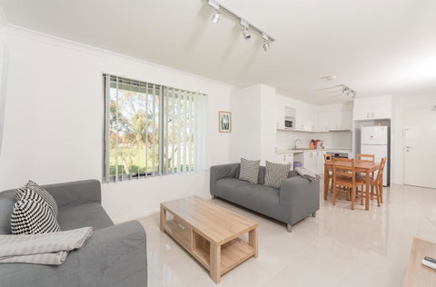 Yaran Suites - Kempsey Accommodation 1