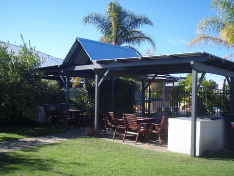 Dunsborough Central Motel - Kempsey Accommodation 14