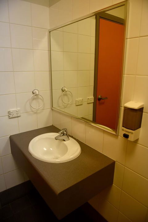 The Emperors Crown Hostel - Kempsey Accommodation 36