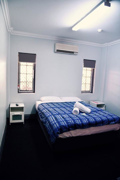 The Emperors Crown Hostel - Kempsey Accommodation 27