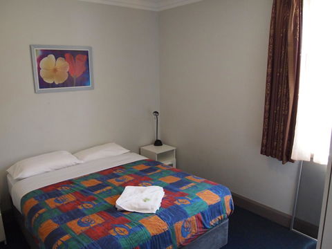 The Emperors Crown Hostel - Kempsey Accommodation 40