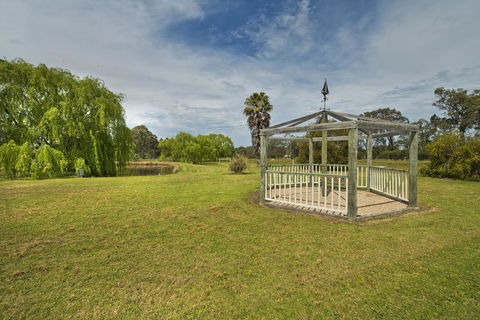 Rayanne Homestead - Kempsey Accommodation 14