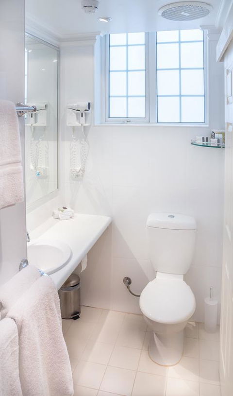 European Hotel - Kempsey Accommodation 4