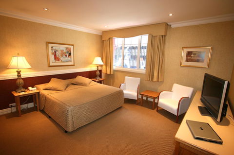 European Hotel - Kempsey Accommodation 2