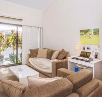 Home Apartment - Perth City Centre - Free WiFi - Kempsey Accommodation