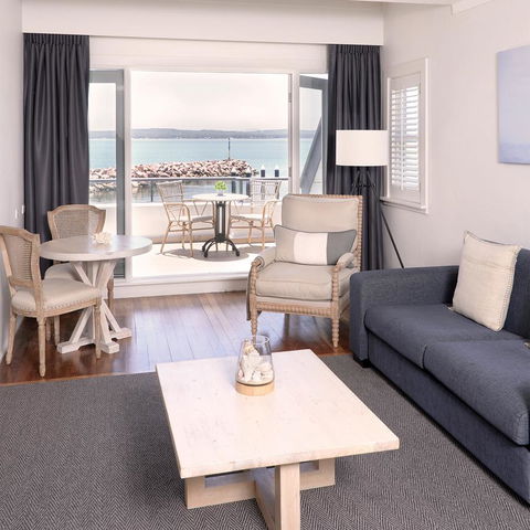 Anchorage Port Stephens - Kempsey Accommodation 25