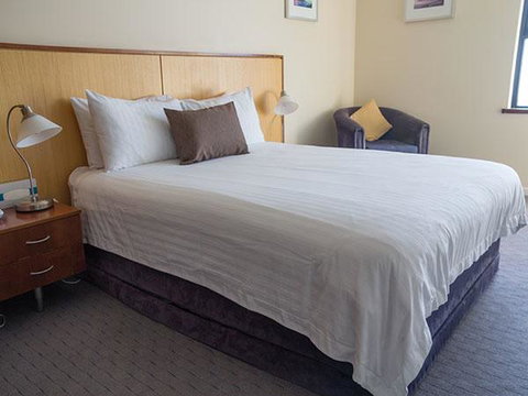 Ocean Beach Hotel - Kempsey Accommodation 0