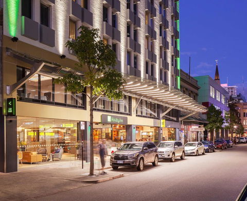 Holiday Inn Perth City Centre, An IHG Hotel - Kempsey Accommodation 10