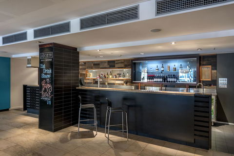Oaks Perth Hotel - Kempsey Accommodation 24