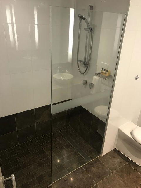 Residence On Langley Park - Kempsey Accommodation 5