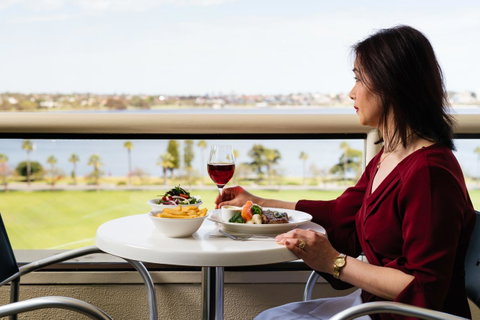Crowne Plaza Perth, An IHG Hotel - Kempsey Accommodation 9