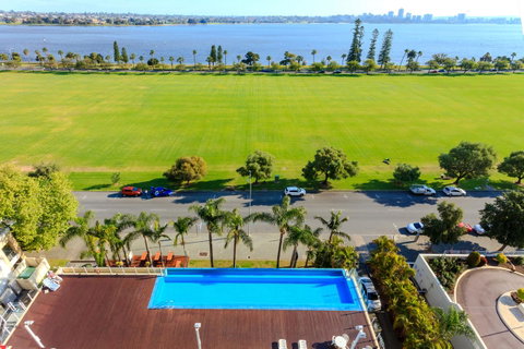 Crowne Plaza Perth, An IHG Hotel - Kempsey Accommodation 0
