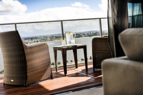 Fraser Suites Perth - Kempsey Accommodation 7