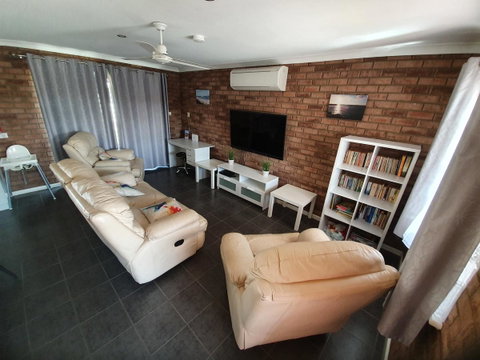 Ocean Beach Chalet 18 - Kempsey Accommodation 4