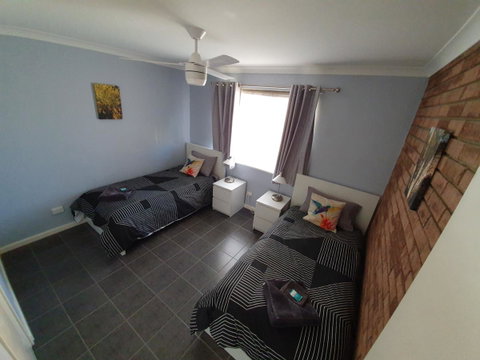 Ocean Beach Chalet 18 - Kempsey Accommodation 8