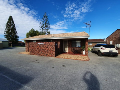 Ocean Beach Chalet 18 - Kempsey Accommodation 5