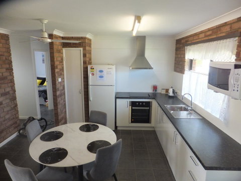 Ocean Beach Chalet 18 - Kempsey Accommodation 17