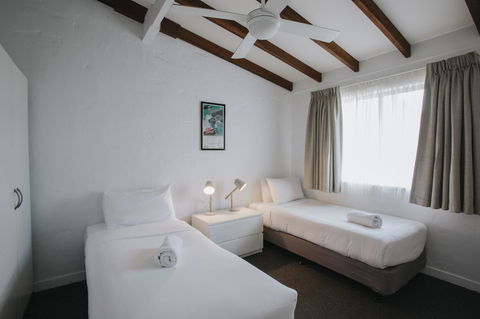 Canal Rocks Beachfront Apartments - Kempsey Accommodation 17