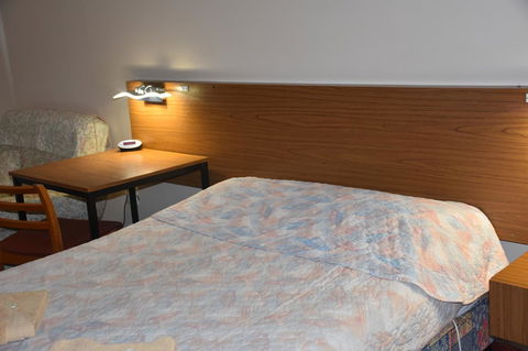 Mount Barker Valley Views Motel & Chalets, Western Australia - Kempsey Accommodation 43